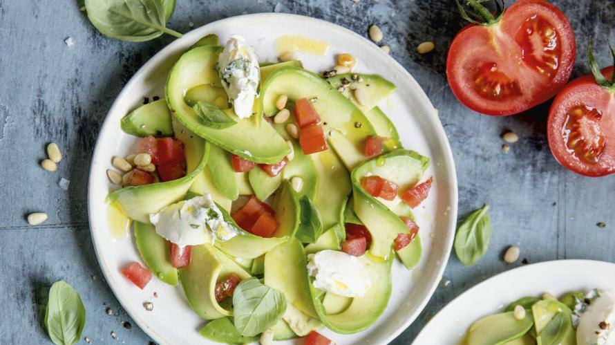 Avocado-Carpaccio mit Frischkäse