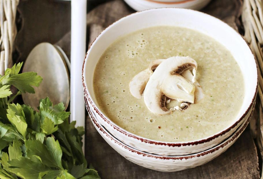 Klassische Champignoncremesuppe