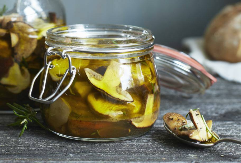 Eingelegte Pilze