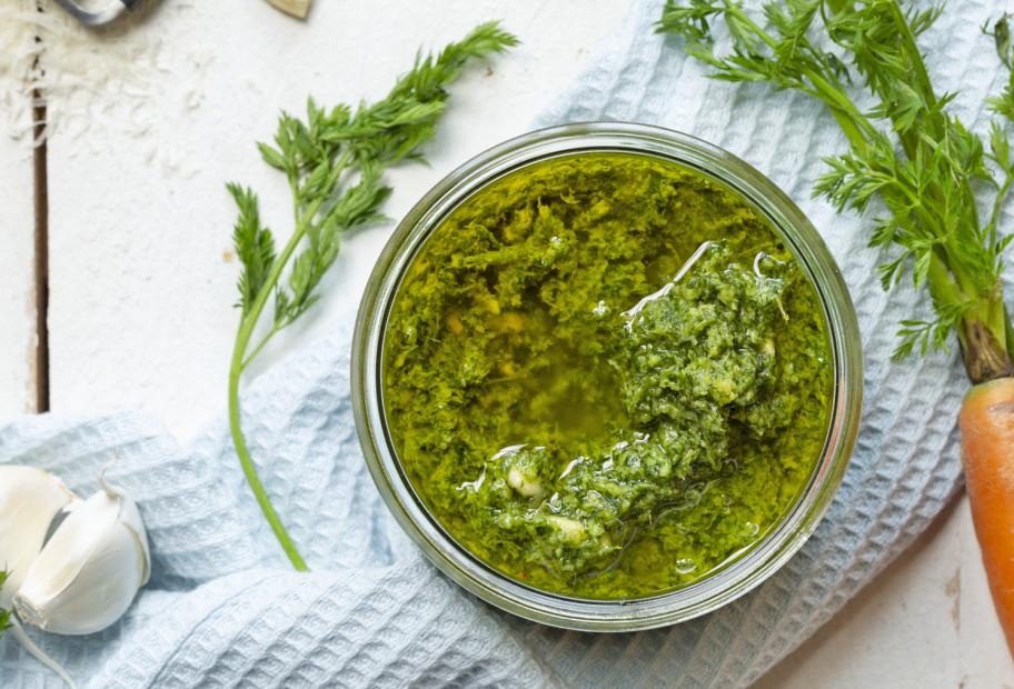 Möhrengrün-Pesto