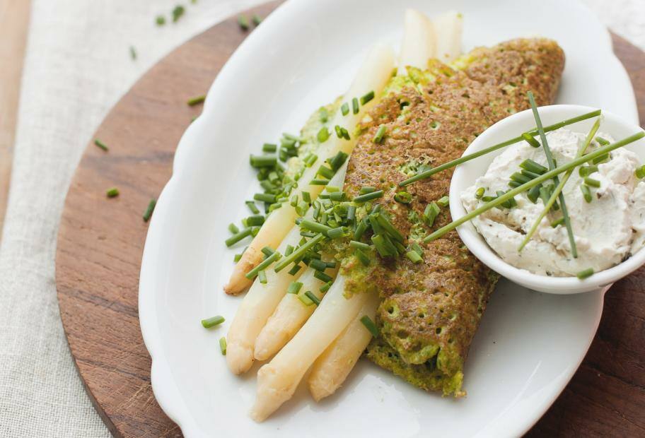 Bärlauchomelett mit Spargel