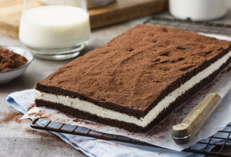 Selbstgemachte Milchschnitte mit Quark