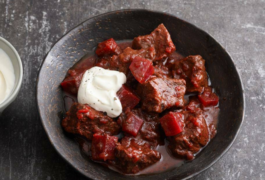 Rinderragout mit Rote Bete