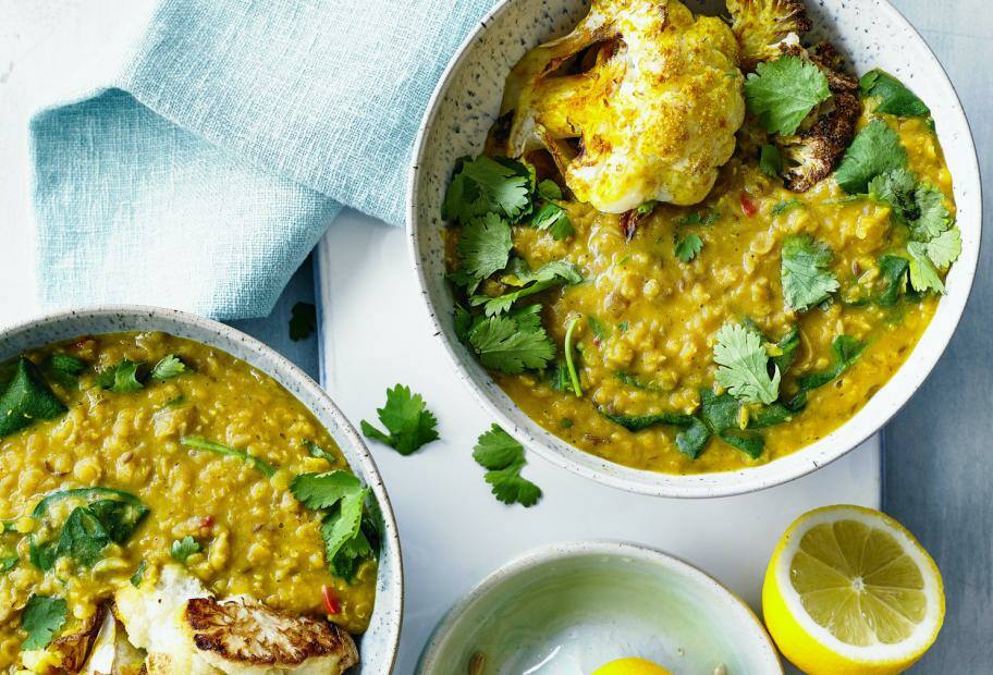 Veganes Linsen Dal mit Blumenkohl