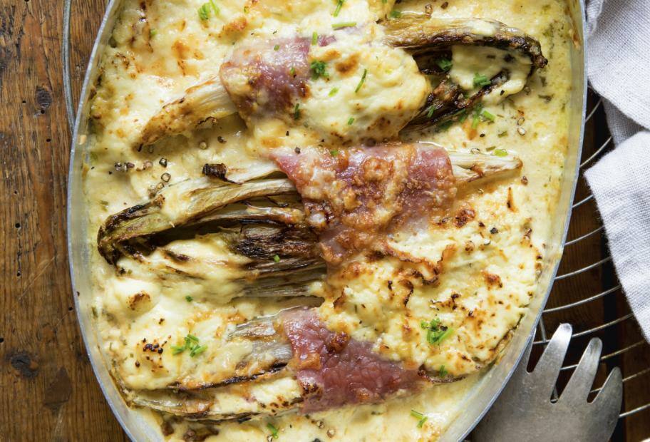 Low Carb Chicorée-Gratin mit Schinken und Mascarpone-Sauce