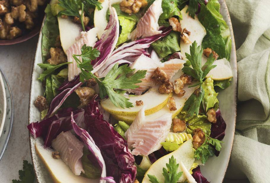 Radicchiosalat mit Forelle und Himbeer-Dressing