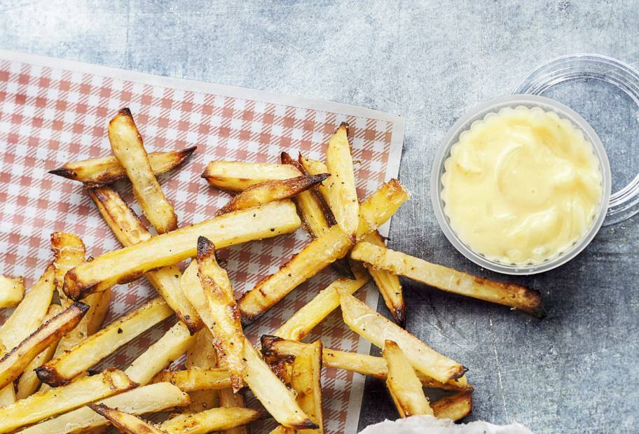 Gemüse-Pommes aus Pastinaken