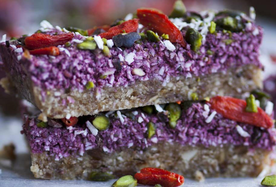 Energieriegel mit Rote Bete, Goji und Cashews