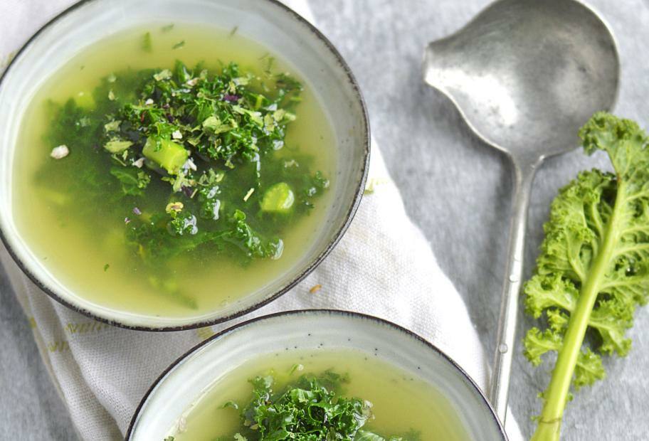 Grünkohl-Detox-Suppe