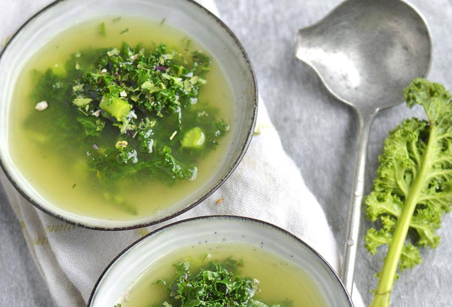 Grünkohl-Detox-Suppe