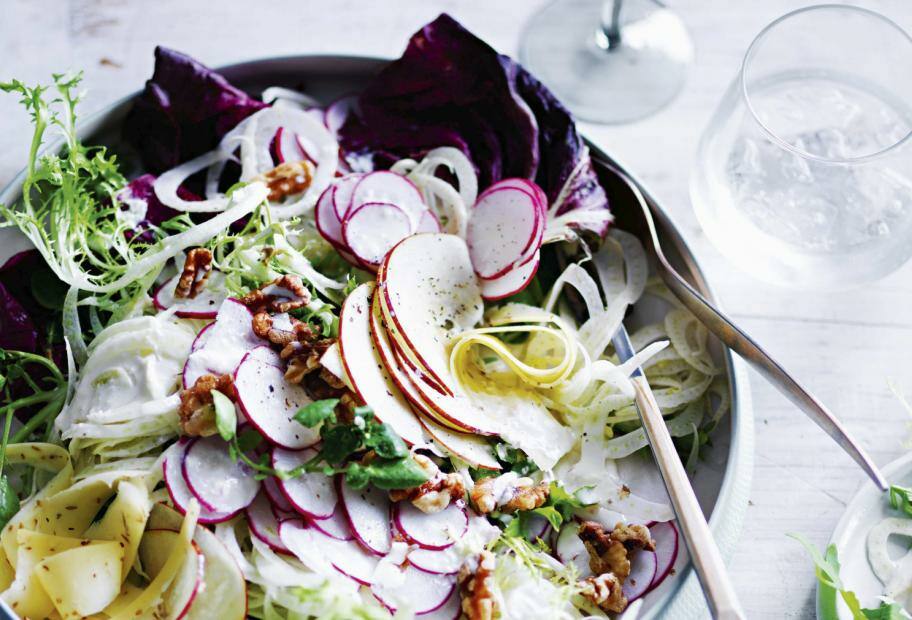 Schneller Apfel-Fenchel-Salat mit dem besten Buttermilchdressing