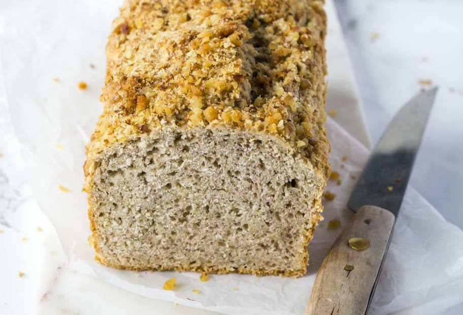 Saftiges Bananenbrot mit Walnüssen