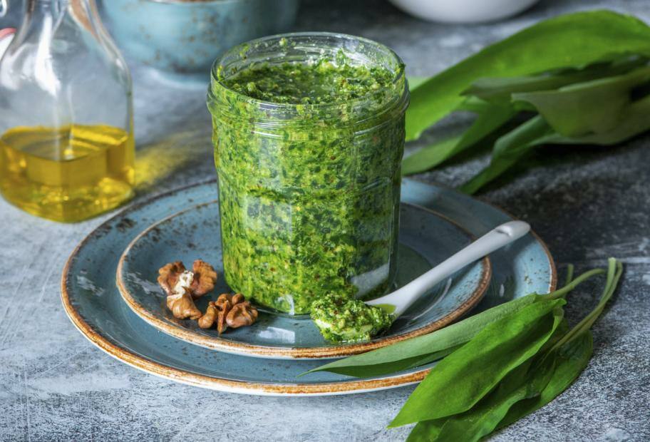 Bärlauch-Walnuss-Pesto