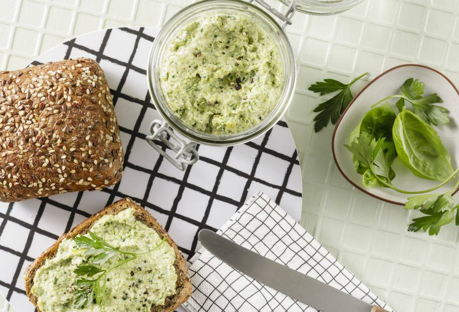 Brokkoli-Kräuter-Aufstrich