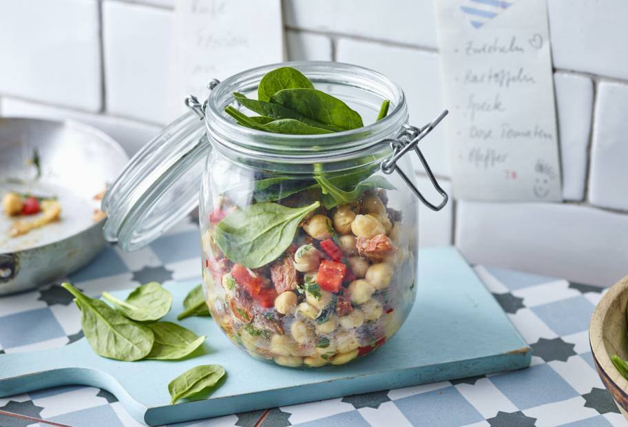 Kichererbsen-Salat mit Spinat