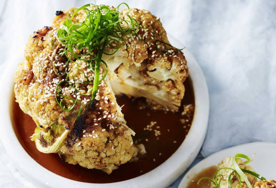 Miso-Blumenkohl aus dem Ofen