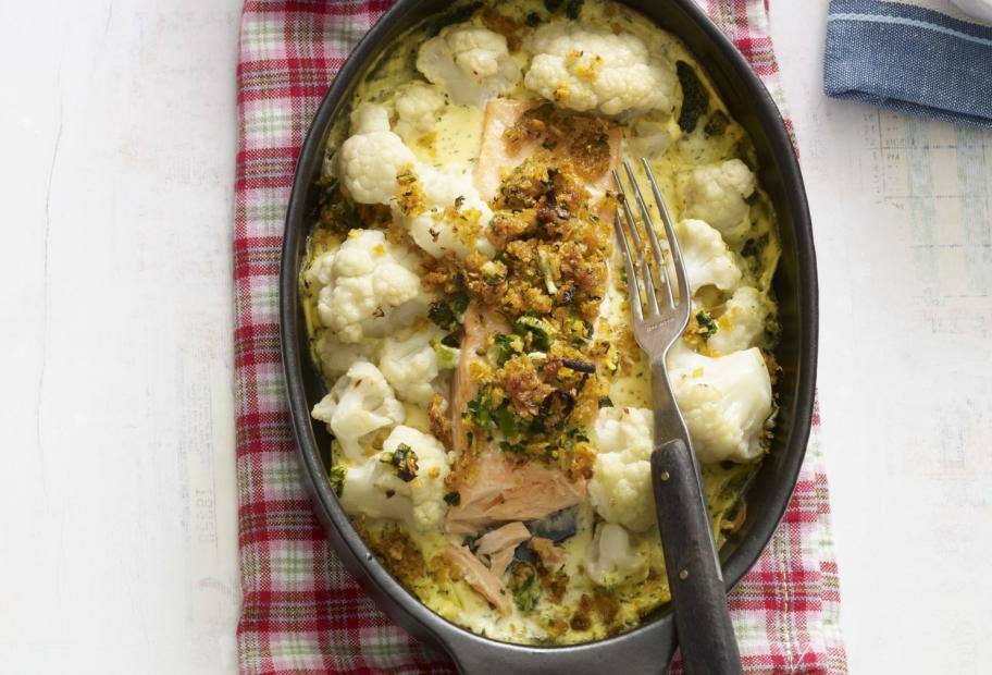 Ofenlachs mit Blumenkohl und Hollandaise-Kruste