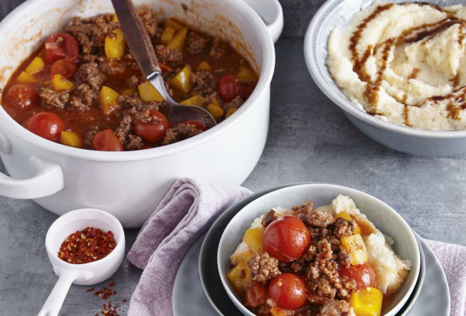 Schnelles Chili mit Blumenkohlpüree