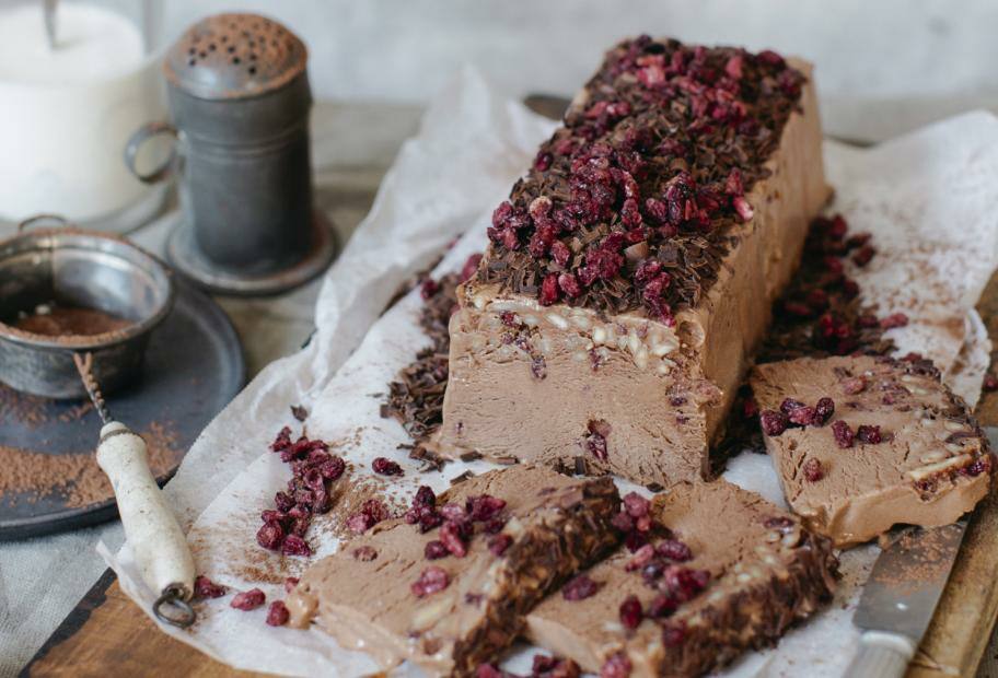 Schokoladen-Granatapfel-Parfait