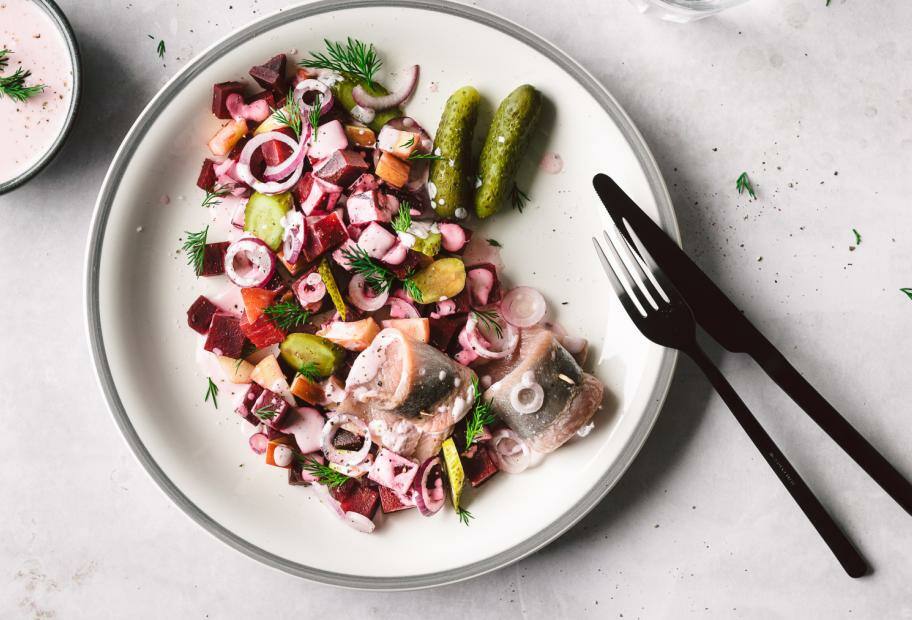Low Carb Heringssalat mit Roter Beete