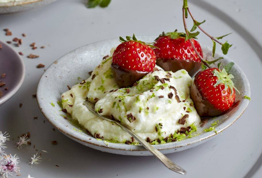 Schokolierte Erdbeeren mit Mascarpone-Creme
