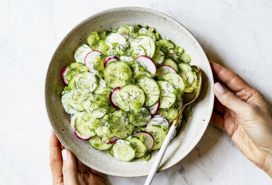 Gurkensalat in Sahnesauce