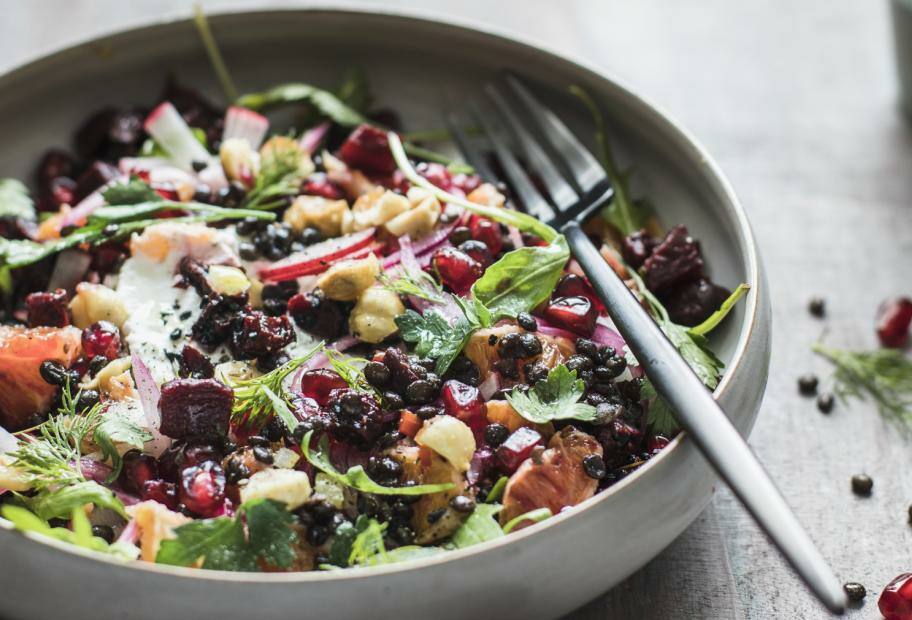 Rote-Bete-Salat mit Granatapfel