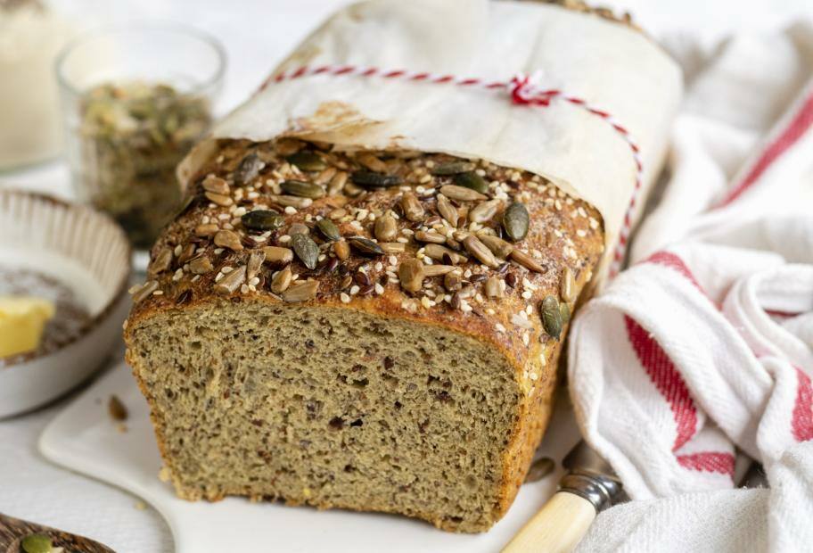 Eiweiß-Brot mit Leinsamen