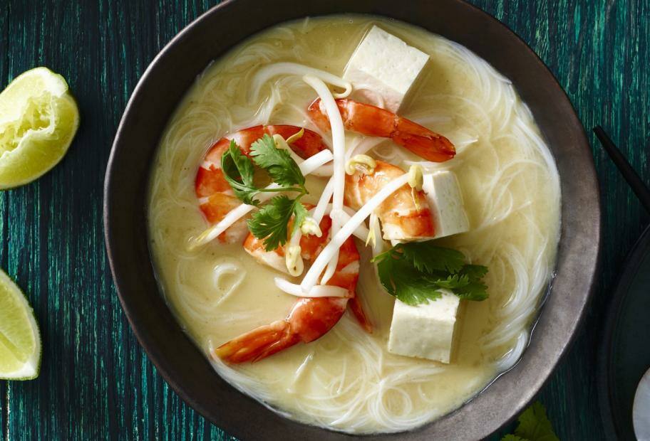 Kokossuppe mit Konjaknudeln | Lowcarb.de