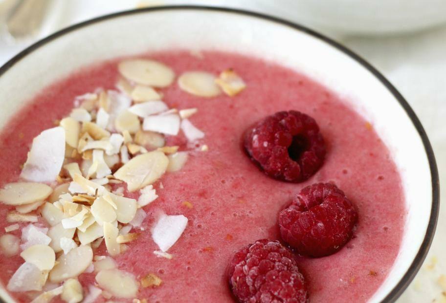 Himbeer Smoothie Bowl