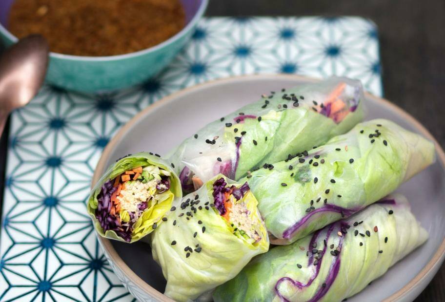 Vegane Sommerrollen mit süß-scharfer Sauce