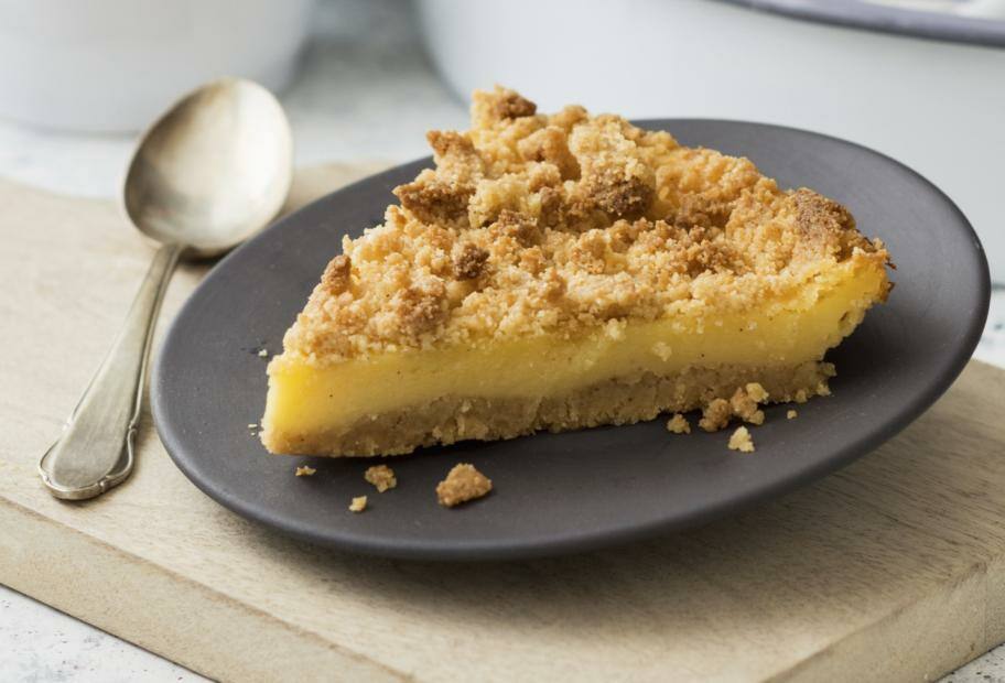 Pudding-Tarte mit Streuseln