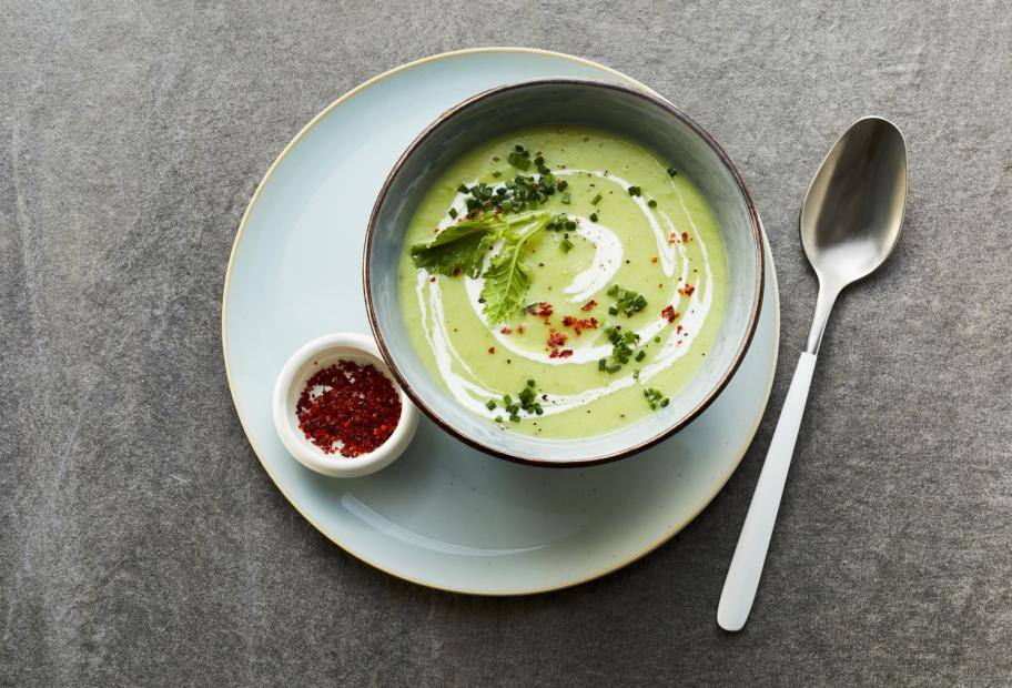 Erbsen-Kohlrabi-Suppe