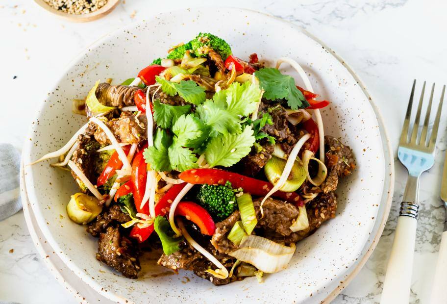 Asia-Rindfleisch mit Teriyakisauce