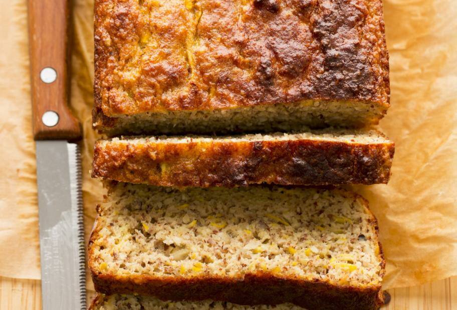 Veganes Bananenbrot mit Zucchini