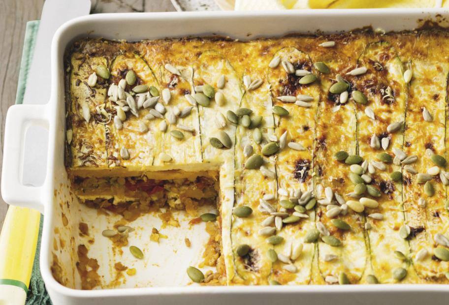 Zucchinudel-Lasagne mit Hackfleisch und Kürbis