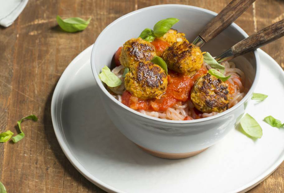 Konjaknudeln mit Kürbis-Tofu-Bällchen