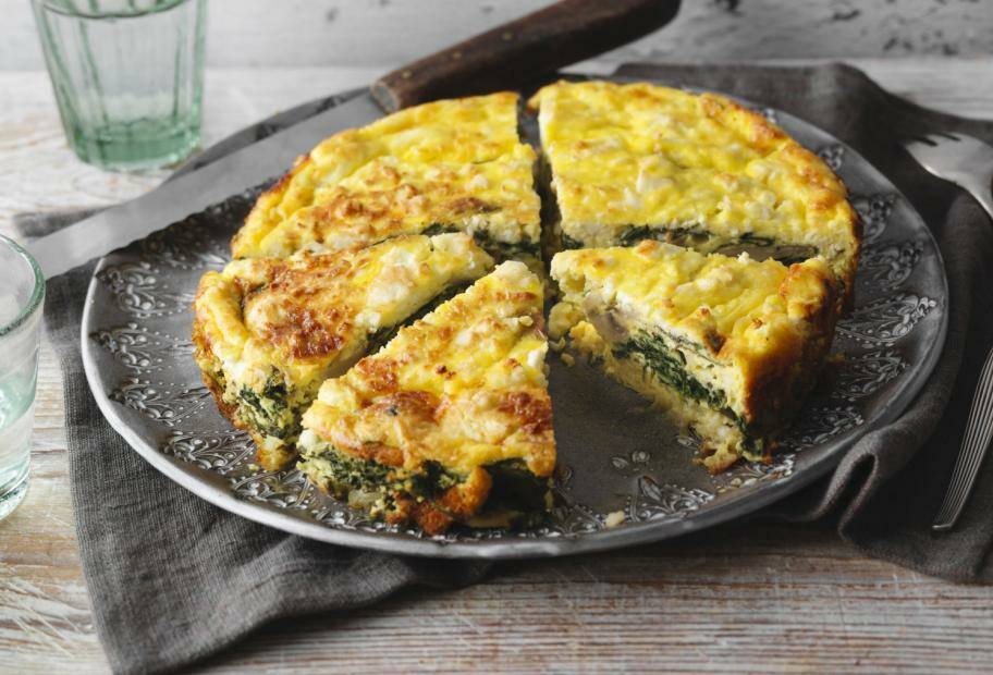 Vegetarische Quiche mit Spinat und Champignons