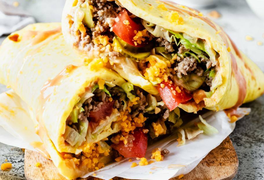 Die beste Low Carb Big Mac Rolle – schnell & saftig