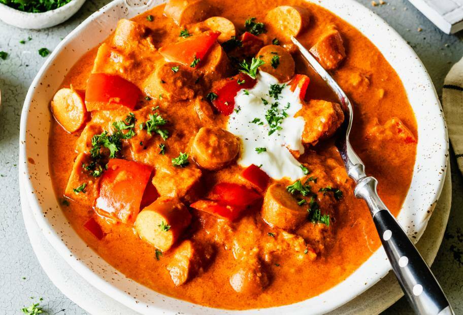 Wurstgulasch: Bestes Low-Carb-Rezept