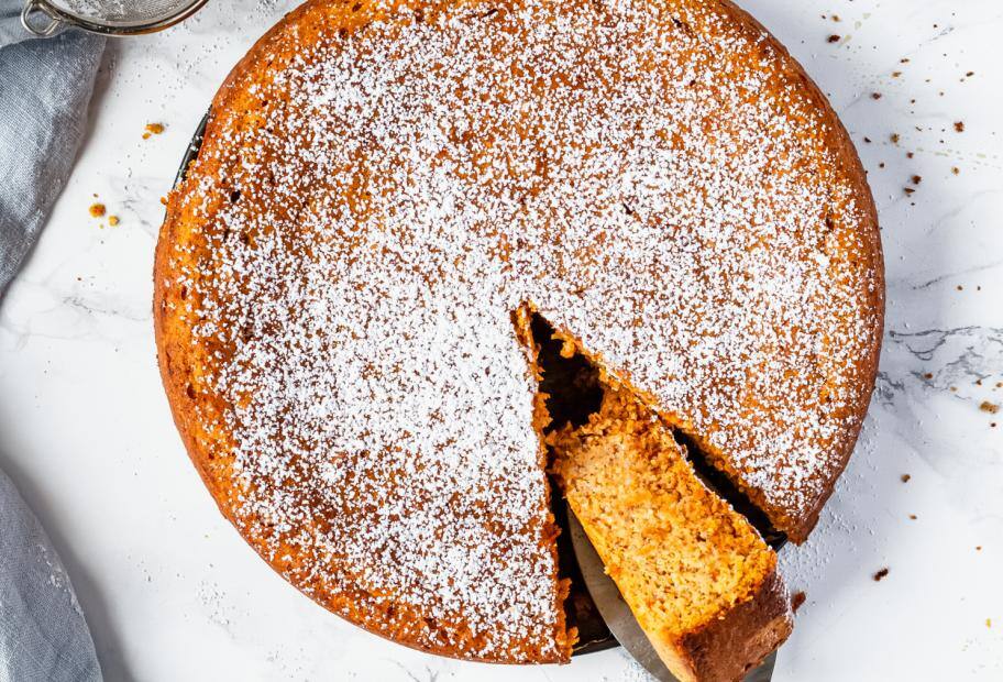 Low Carb Karottenkuchen mit Quark ohne Mehl einfach selber backen