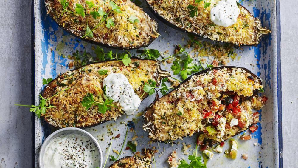 Gefüllte Auberginen griechischer Art | Lowcarb.de
