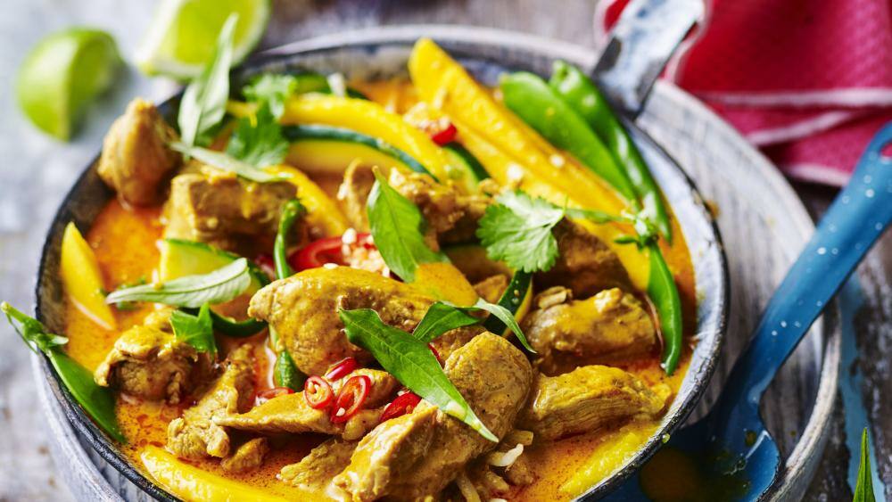 Mango-Curry mit Schweinefilet | Lowcarb.de Mango-Curry mit Schweinefilet | Lowcarb.de