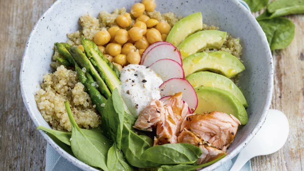 QuinoaBowl mit Lachs und Gemüse Lowcarb.de