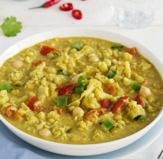 Veganes Blumenkohlcurry mit Kichererbsen