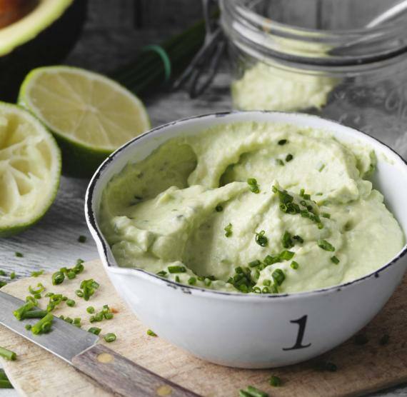 Avocado-Frischkäse-Creme | Lowcarb.de