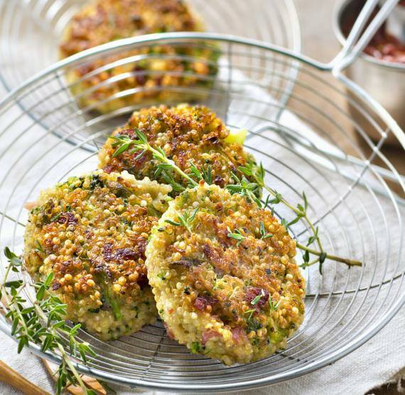 Metallgitter mit Bratlingen