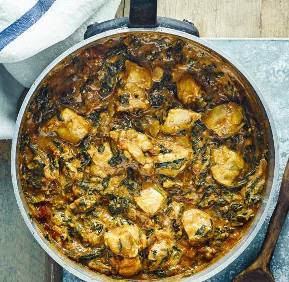 Pfanne mit Hähnchen Curry